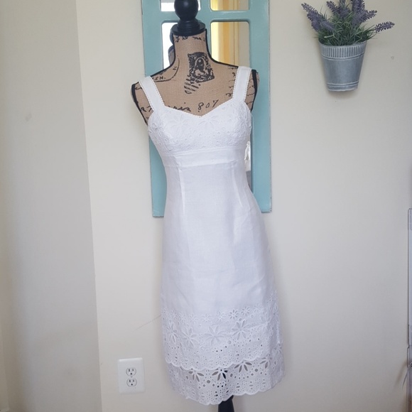 Lilly Pulitzer Dresses & Skirts - Lilly Pulitzer White Eyelet Ruffle Scallop Dress